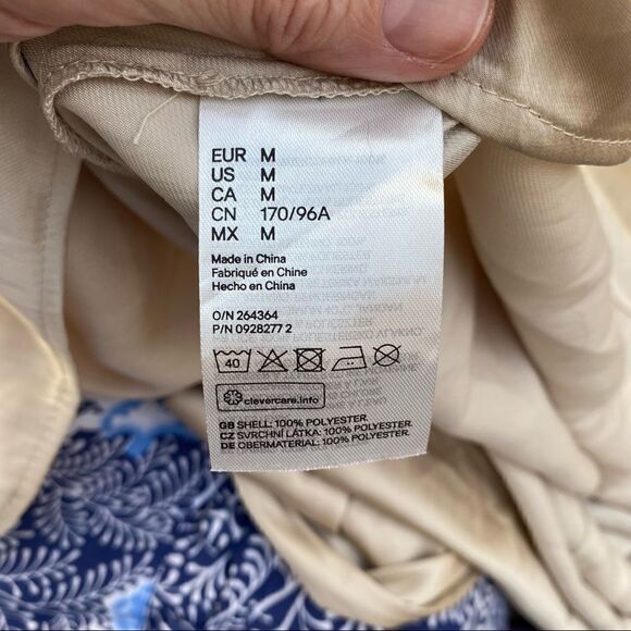 H&M satin finish cream color maxi dress size medium - Picture 7 of 12